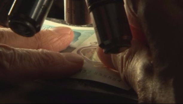 Au primit o donație de 26 de lei, dar când au privit mai bine banii, au înlemnit. Se îmbogățiseră