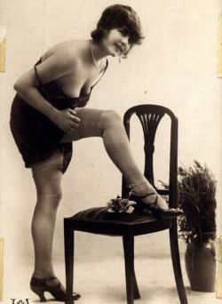 Sexul în perioada interbelică. Dezvăluiri şocante despre intimitatea cuplurilor din acele vremuri