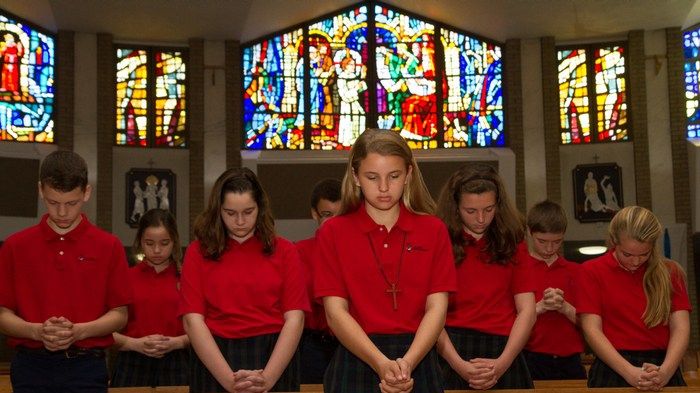 Statistică revoltătoare: număr record de victime ale preoţilor pedofili!