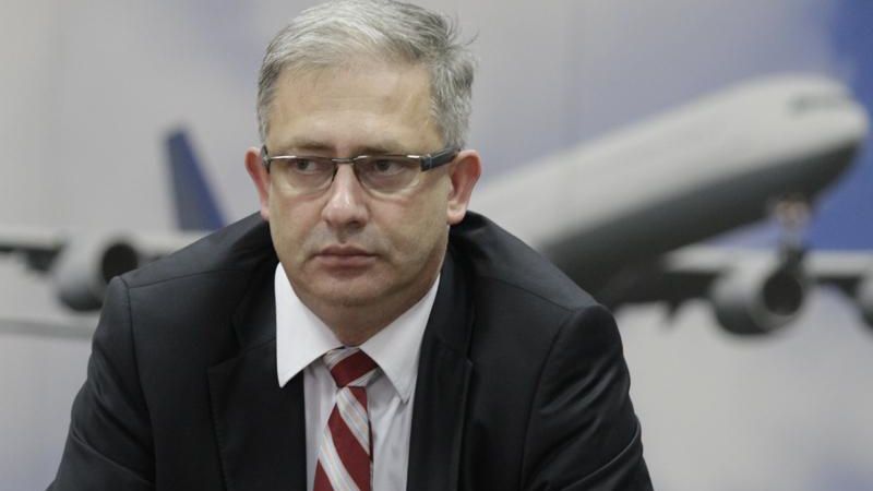 Directorul Aeroportului Cluj-Napoca, trimis în judecată de DNA pentru luare de mită