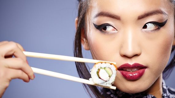 Cum să slăbeşti 10 kg în 5 zile. Dieta minune care le-a înnebunit pe japoneze