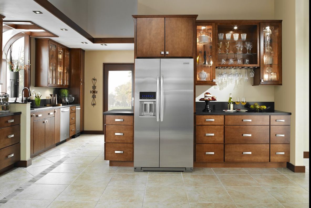 eMAG – Frigidere foarte ieftine la lichidare de stoc! Top 12 cele mai bune oferte