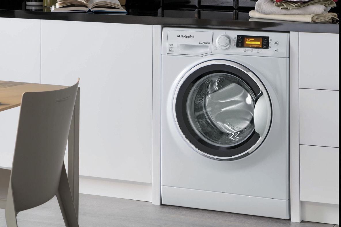 Înainte să dea drumul la mașina de spălat, a pus puțin piper. Vei face și tu acest lucru 