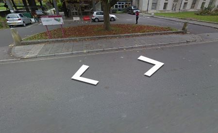 Și-a văzut prietena pe harta Google Street View, într-o ipostază bizară. Poza care l-a șocat