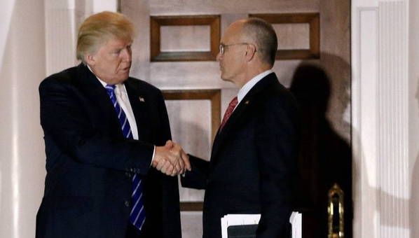 Încă o lovitură pentru Trump. Un miliardar nominalizat în administrația sa renunță la candidatură