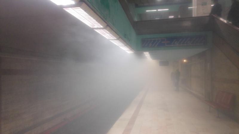 Incendiu la staţia de metrou Tineretului