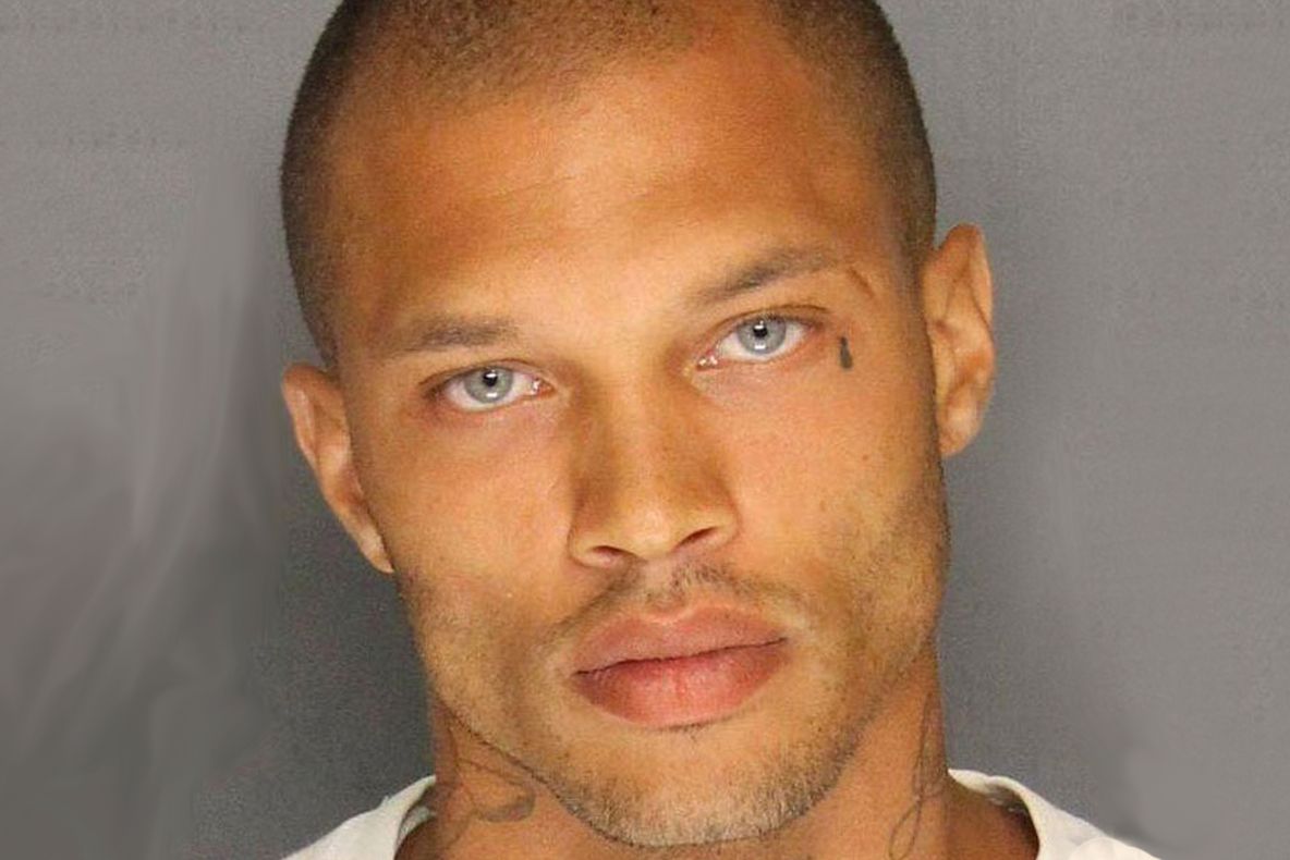 Povestea unui infractor celebru! De la închisoare, a ajuns pe cele mai mari podiumuri din lume