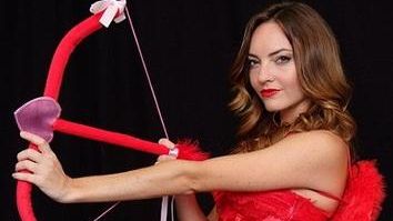 Happy Meal în variantă adultă. Jucăriile sexuale ca bonus la meniurile fast food