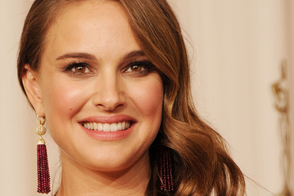 Actori celebri de la Hollywood cu origini româneşti