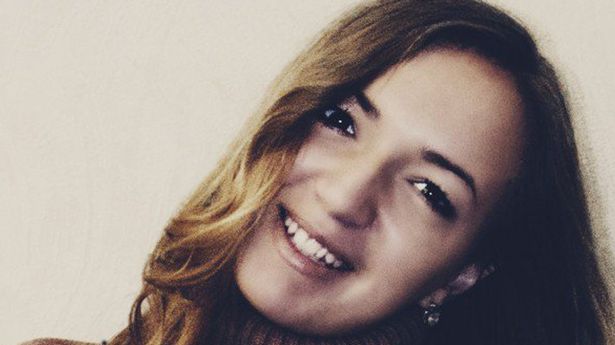 Aceasta fată drăguţă are cea mai BIZARĂ meserie din lume. E incredibil cu ce se ocupă 