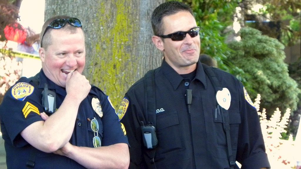 A sunat la numărul de urgenţă, dar poliţiştilor nu le-a venit să creadă motivul invocat!