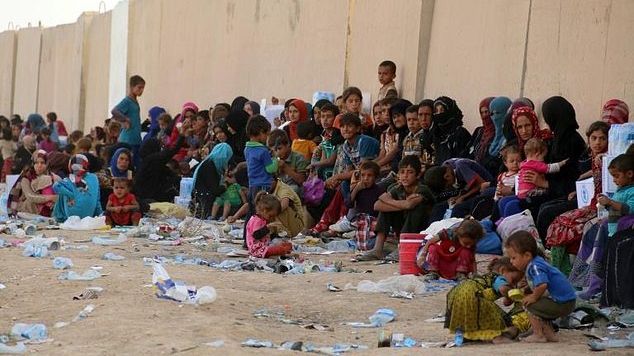 Sclavele sexuale ale ISIS au dezvăluit ororile prin care trec! Bătute şi violate în faţa copiilor 