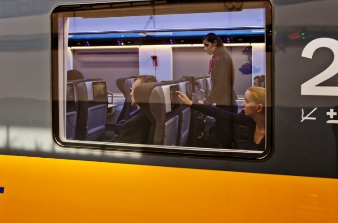 Trenuri luxoase produse la Arad care circulă în Cehia. GALERIE FOTO