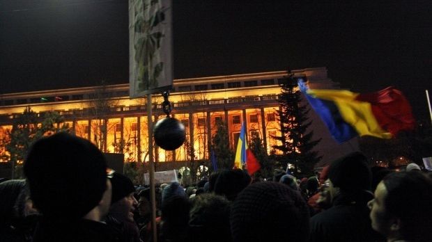 Televiziunile germane le-au explicat copiilor ce înseamnă corupţia folosind imagini din România