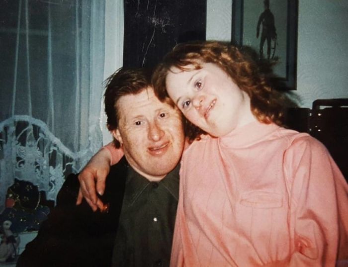 Toți râdeau de acest cuplu, numindu-i bolnavi. Greu de crezut ce a urmat peste 22 ani