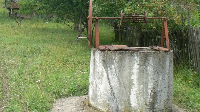 Caz șocant în Olt! Secretar de primărie, dispărut de 10 zile, găsit mort într-o fântână