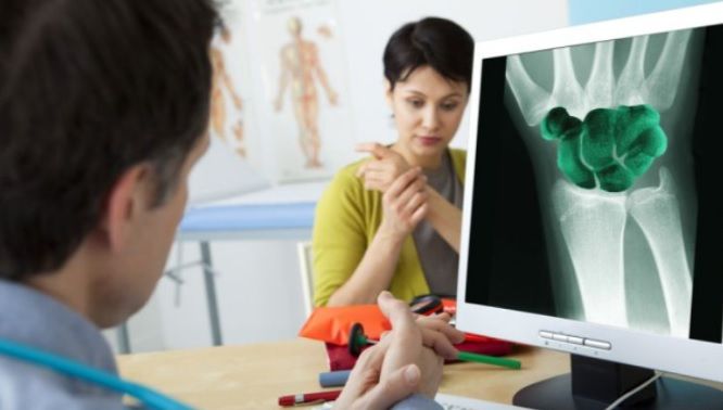 ALIMENTUL INTERZIS persoanelor cu artrită sau pietre la rinichi