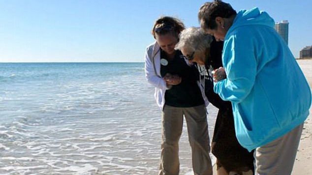 Au experimentat lucruri noi la pensie! Imagini emoționante cu bătrâni fericiți