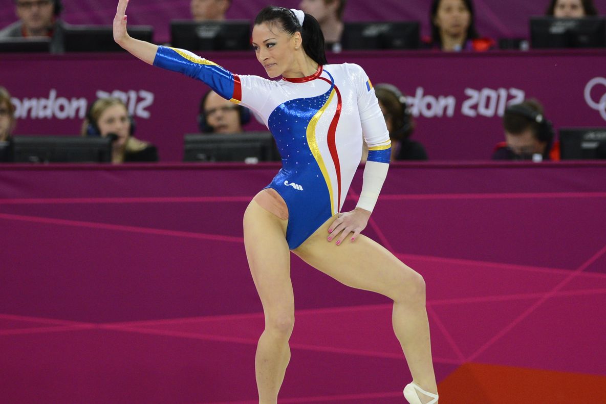 Cătălina Ponor, aur la bârnă și la sol în Cupa Mondială de Gimnastică de la Baku