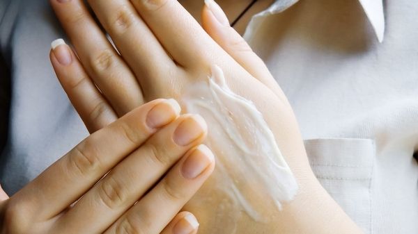 Ce BOLI prevestesc mâncărimile pielii