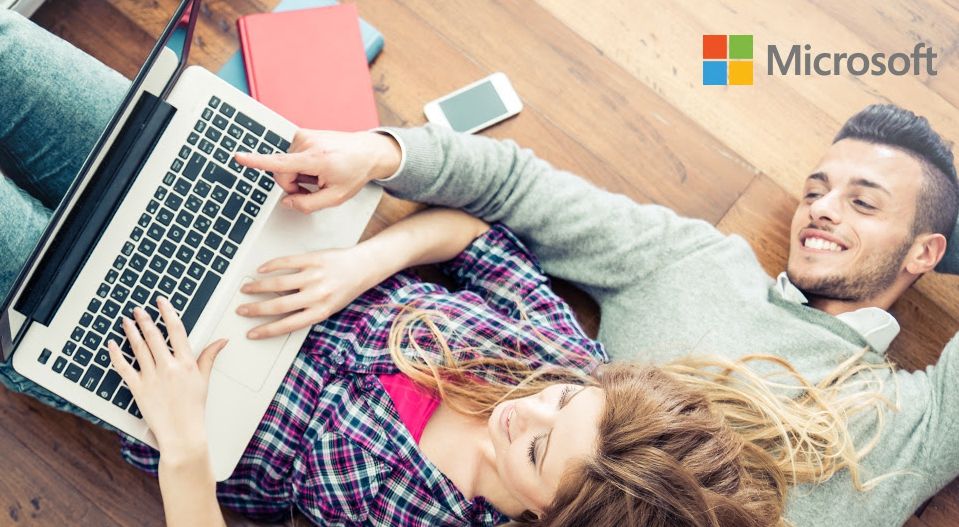 eMAG – Reduceri de 50% la laptopuri si desktopuri