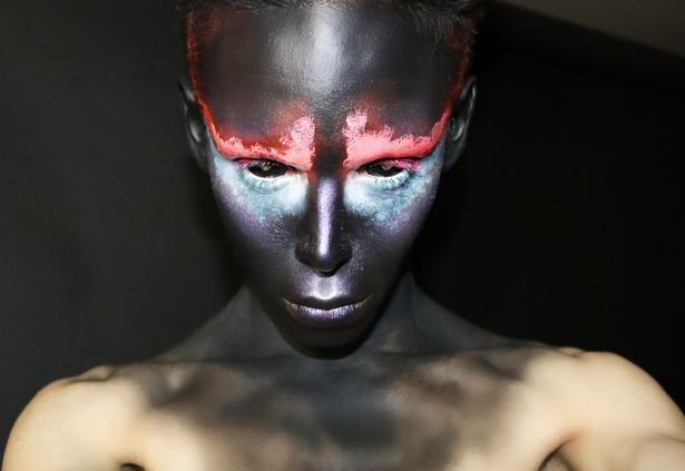 "Nimeni nu crede că sunt extraterestru". Ce a făcut pentru a demonstra că NU e om