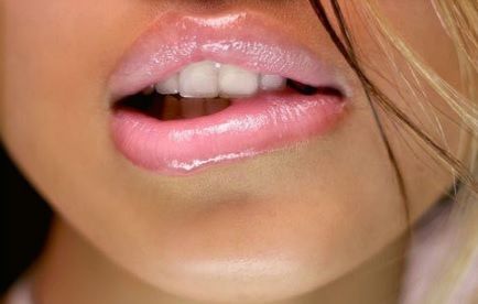 3 zodii de femei ispititoare. Te fac să păcătuieşti fără să vrei