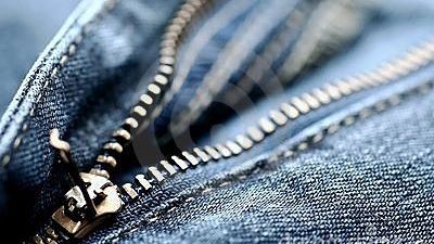 Pune ulei de cocos pe fermoare. Rezultatul te va surprinde