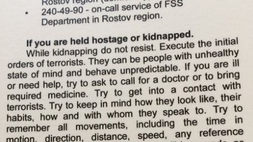 Halucinant! „În caz de răpire, nu vă opuneți!” Sfatul de la recepția unui hotel din Rusia