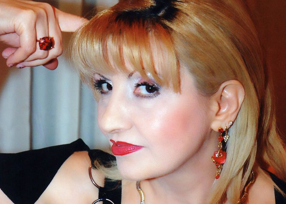 Ileana Ciuculete s-a măritat la 16 ani şi a avut două căsnicii eşuate