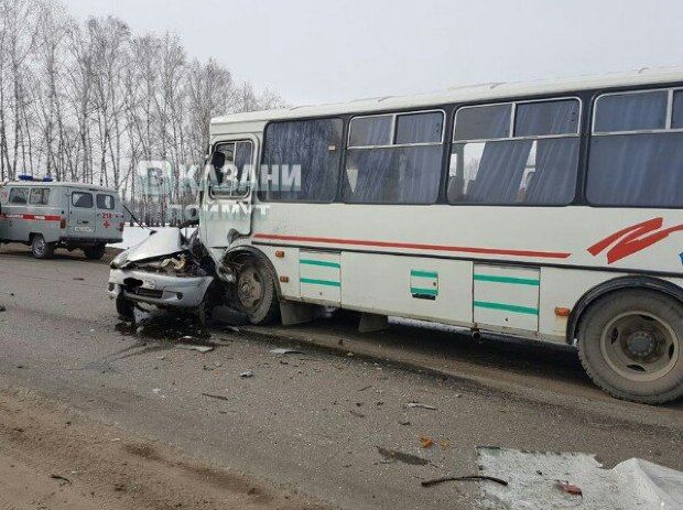 A murit în timp ce conducea şi transmitea LIVE pe Facebook - avea doar 22 de ani