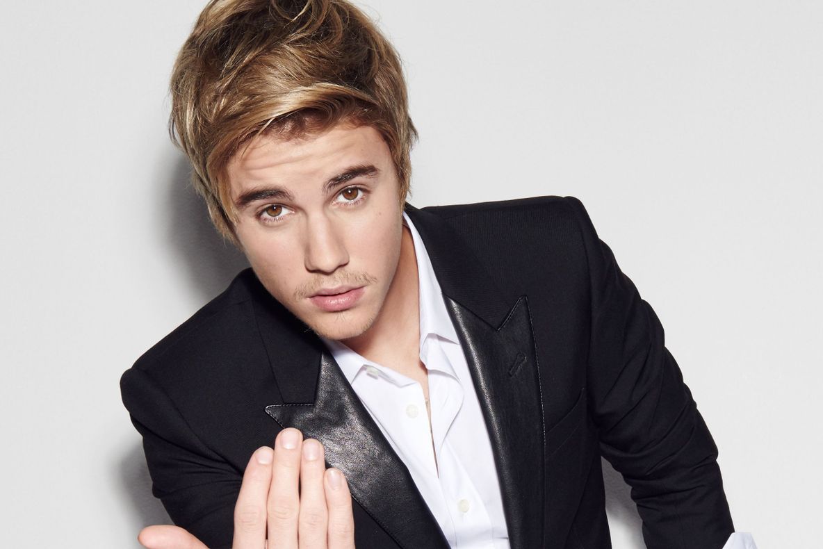 Justin Bieber şi-a ieşit iar din fire! A umilit îngrozitor o fană în timpul unui concert