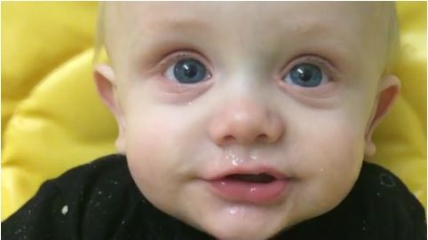 Au crezut că au pierdut definitiv verigheta. Dacă nu îi ajuta un bebeluș, n-ar fi găsit-o niciodată