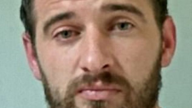 A întreţinut relaţii sexuale cu o minoră, dar nu se aştepta niciodată la asta! Soţia, devastată 