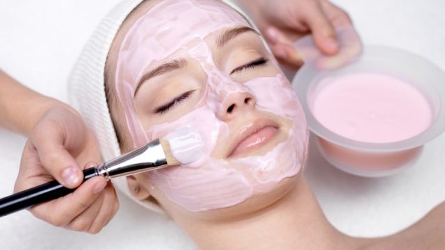 Descoperire medicală impresionantă: tratamente cosmetice cu probiotice. Acneea dispare instantaneu