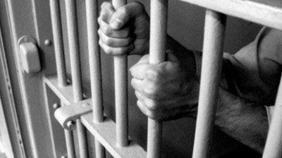 Români condamnați la ani grei de închisoare pentru că au ucis un primar francez