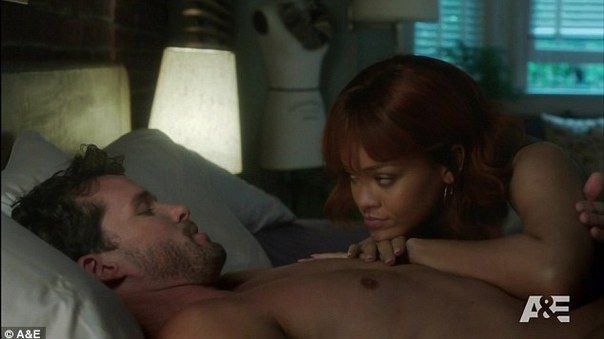 Rihanna, dezvăluiri incendiare despre scena sa erotică din serialul „Bates Motel”