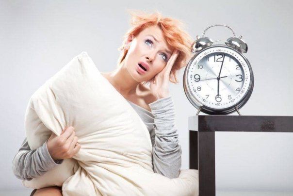 ORA DE VARA. România trece la ORA DE VARA. Cel mai mult suferă MATINALII