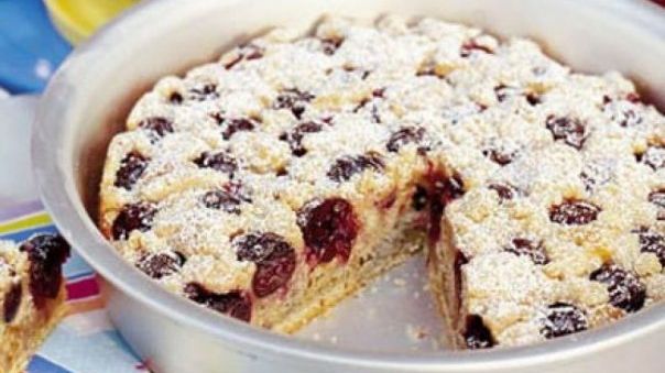 O rețetă simplă și delicioasă: Prăjitura cu cireșe și scorțișoară! Iată cum se prepară