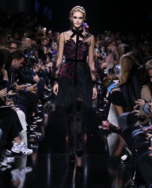 GALERIE FOTO şi VIDEO. Săptămâna Modei la Paris. Rochii absolut superbe. Elie Saab, colecţie poetică