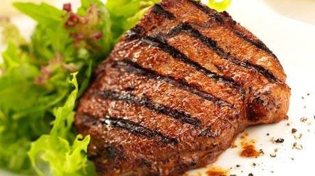 Secretul marilor bucătari pentru o friptură de vită moale şi delicioasă