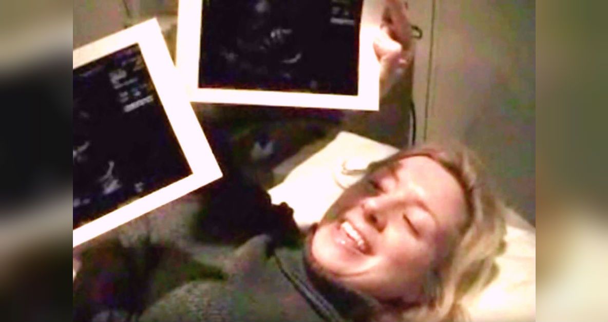 Așteptau vești de la ecografia prenatală, când doctorul i-a oprit. "Nu vreți să filmați ce urmează"