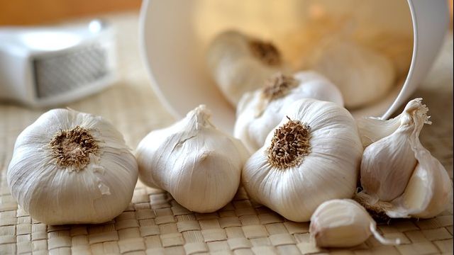 Detaliul neștiut despre usturoi. Ce se întâmplă dacă-l mănânci zilnic 
