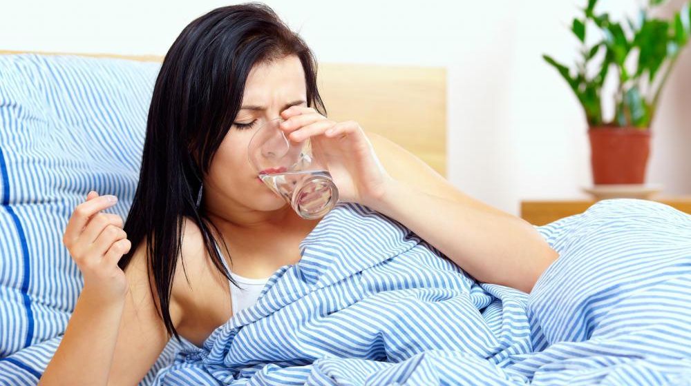 Te trezeşti cu gura uscată? Iată care ar putea fi cauzele