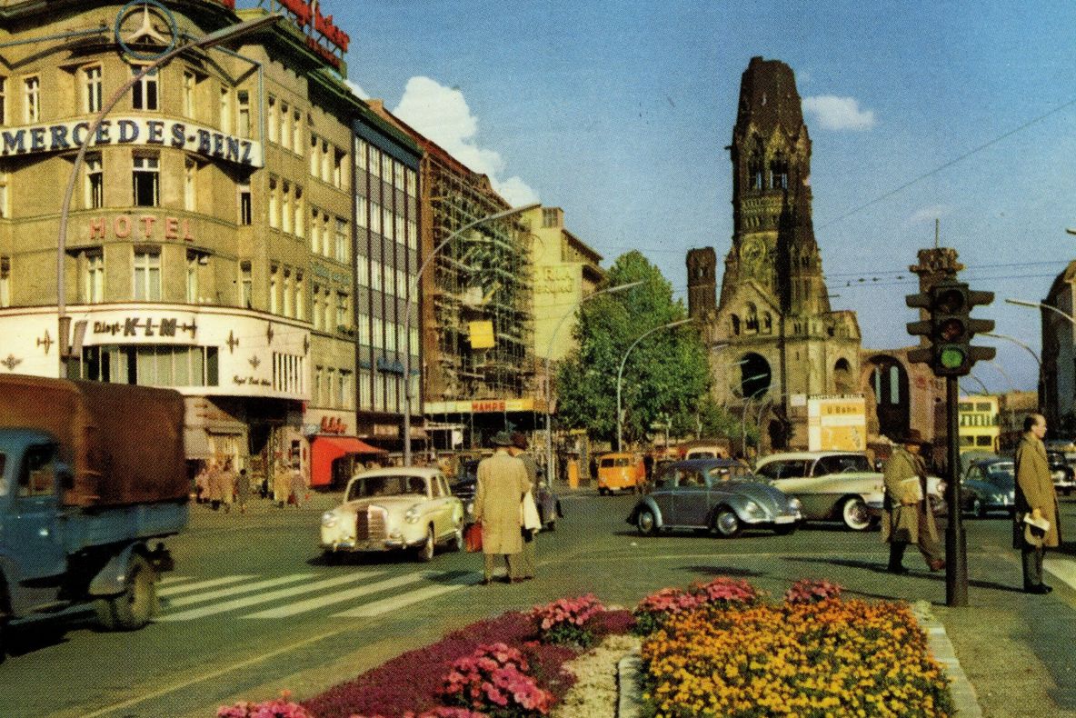 A ajuns la destinaţie după 53 de ani. SFÂŞIETOR - ce mesaj purta epistola!