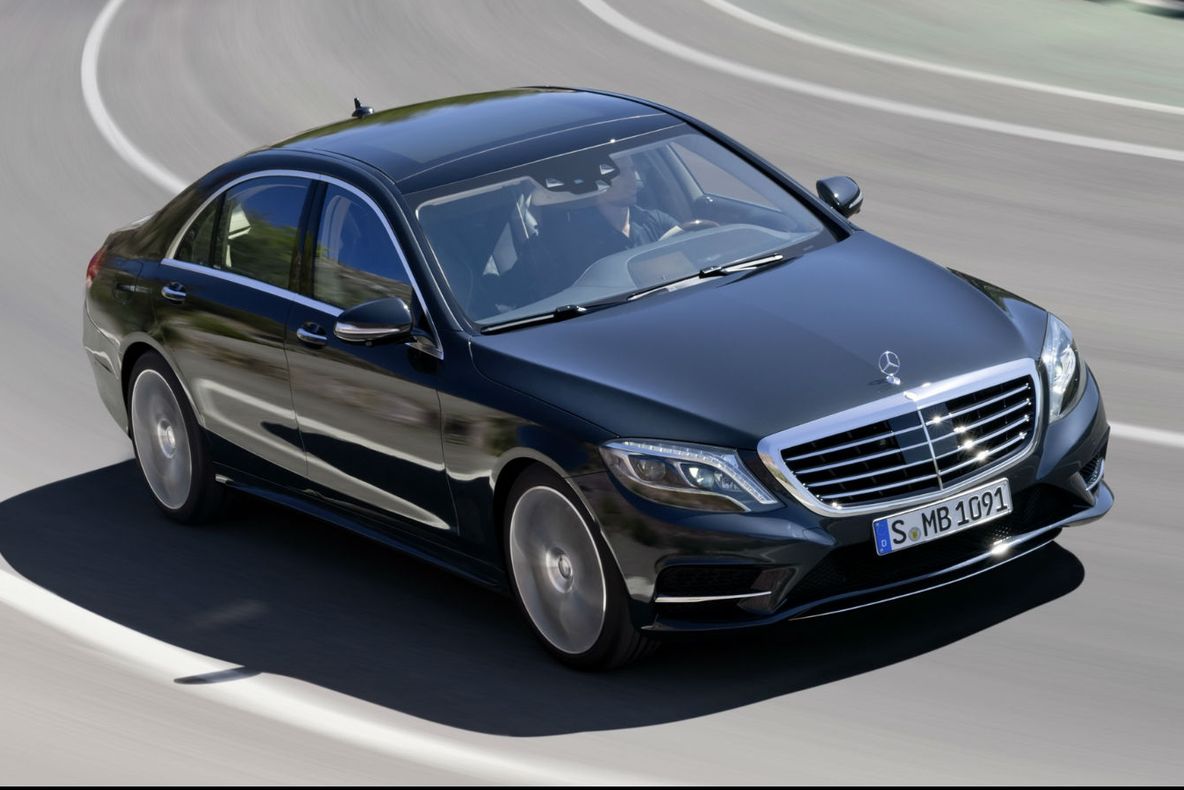 Mercedes lansează maşina fără volan. Cum ar arăta modelele autonome