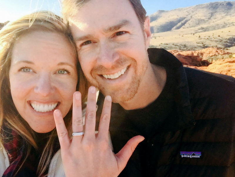 A cerut-o de nevastă cu un inel de numai 8 dolari. Replica femeii l-a lăsat cu gura căscată