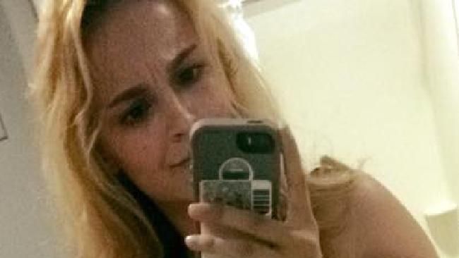 Femeie DATĂ AFARĂ din sala de sport - "Vouă vi se pare că sunt dezbrăcată?"