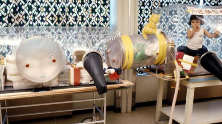 Povestea cumplită a copilului care a stat 12 ani în așteptarea morții. Sfârșitul..