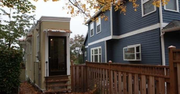 Au divorţat, ea s-a răzbunat.A ridicat cea mai îngustă locuinţă din lume pe aleea din faţa casei lui